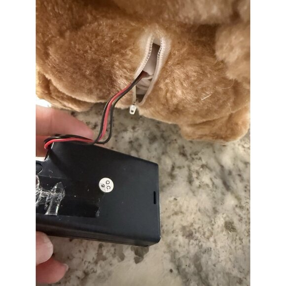 VTG Y2k Christmas Hound Dog Smart Ind. Group Sings "Jingle Bells" Toy Plush Read - Picture 10 of 15